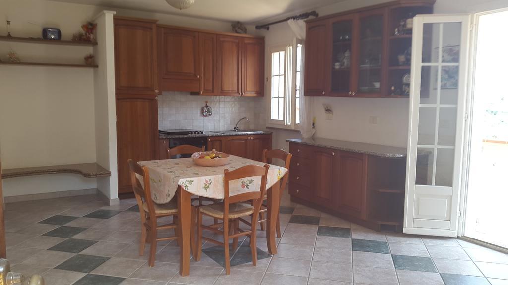 Casa Leoni Capoliveri Szoba fotó